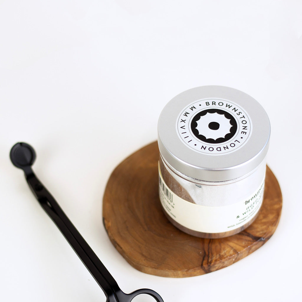 Aged Oak &amp; Wild Tobacco Tin Candle | RRP £20
