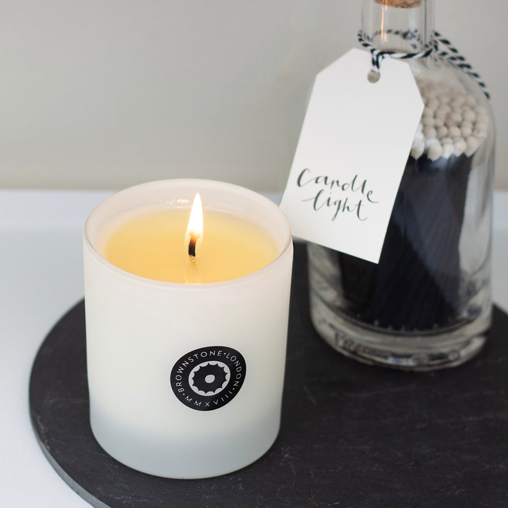 Aged Oak & Wild Tobacco Candle