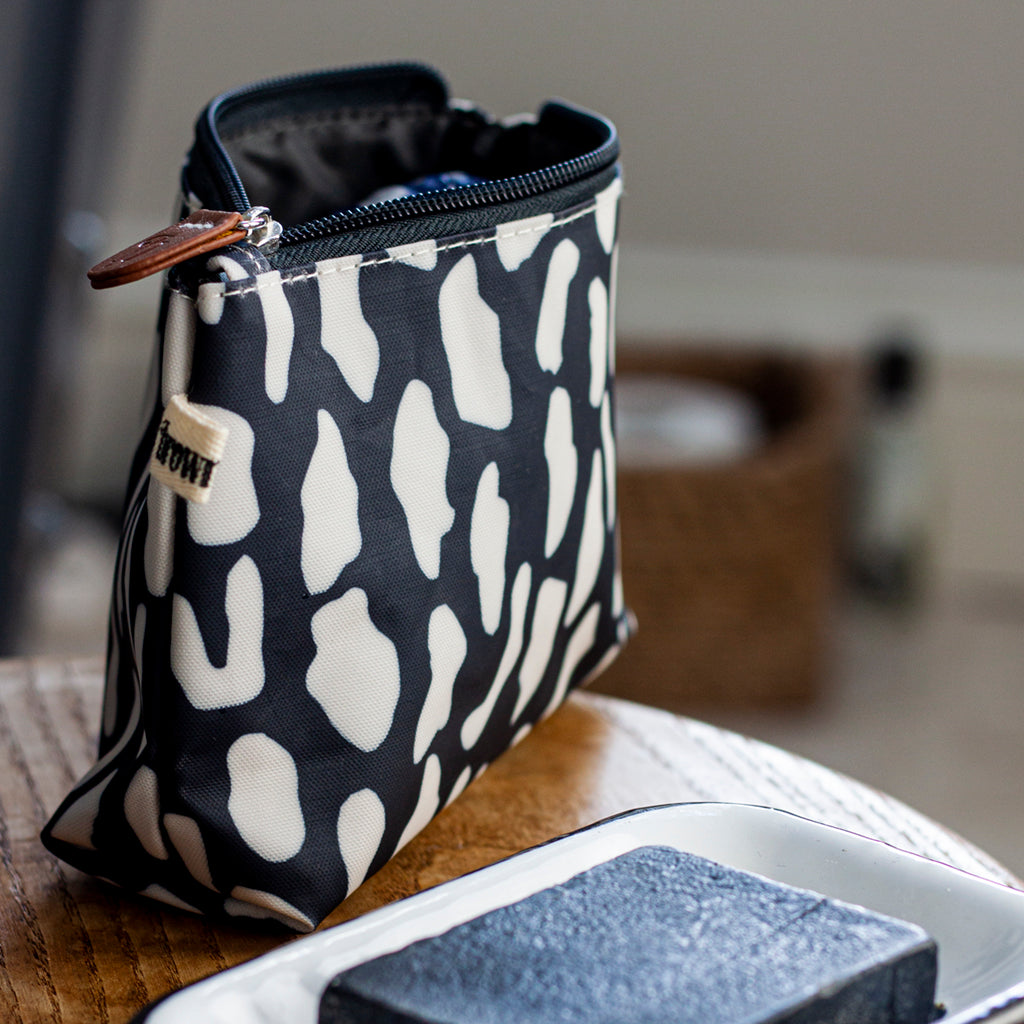 Rock Pool Make Up Bag